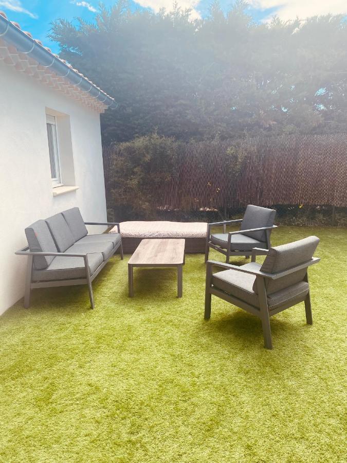 La Maison D A Cote 8 A 10 Personnes Carpentras Luaran gambar